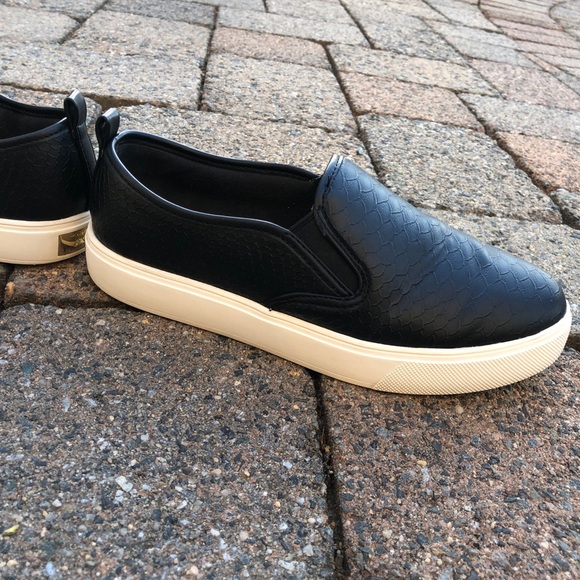 crocodile slip on shoes